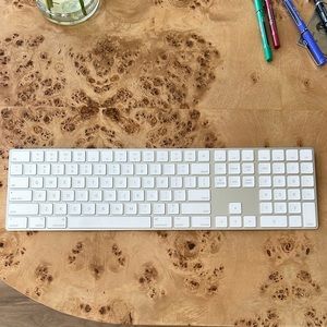Apple Magic Keyboard with Numeric Pad / Extender - New without box